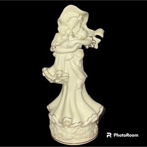 Rare San Francisco Music Box Co Maureen Drdak Porcelain Figurine Mom and Baby
